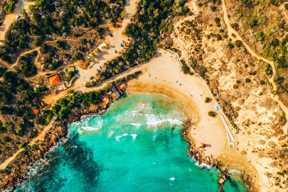 塞浦路斯 2024 年 1 月至 4 月游客人数增加