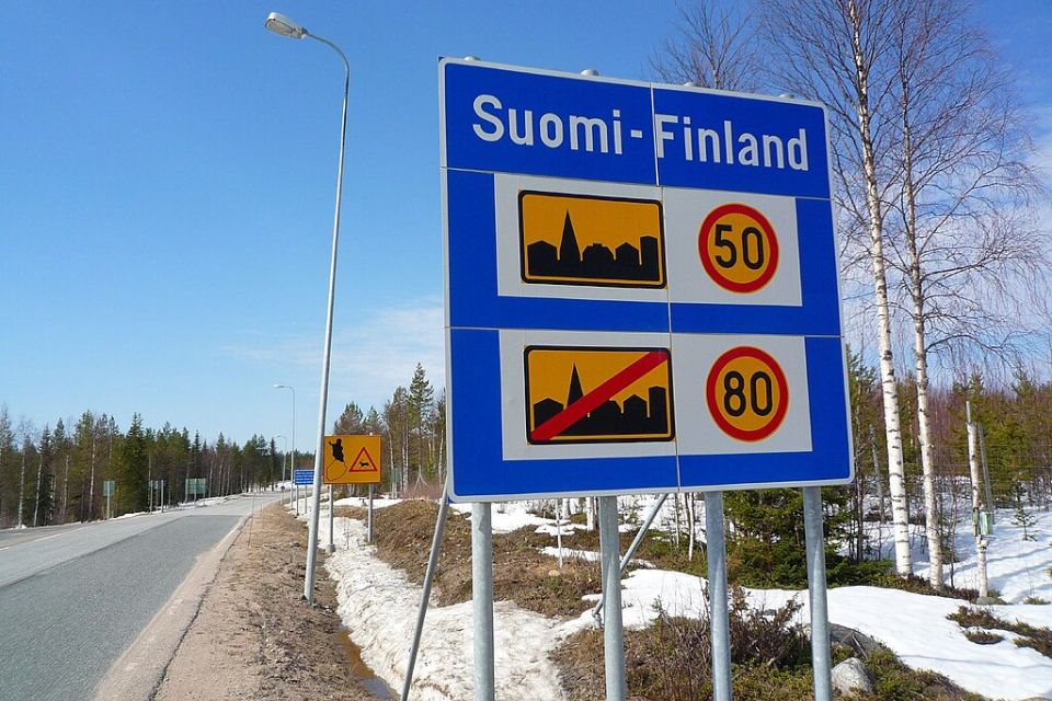 芬兰因移民问题无限期延长与俄罗斯的边境关闭期